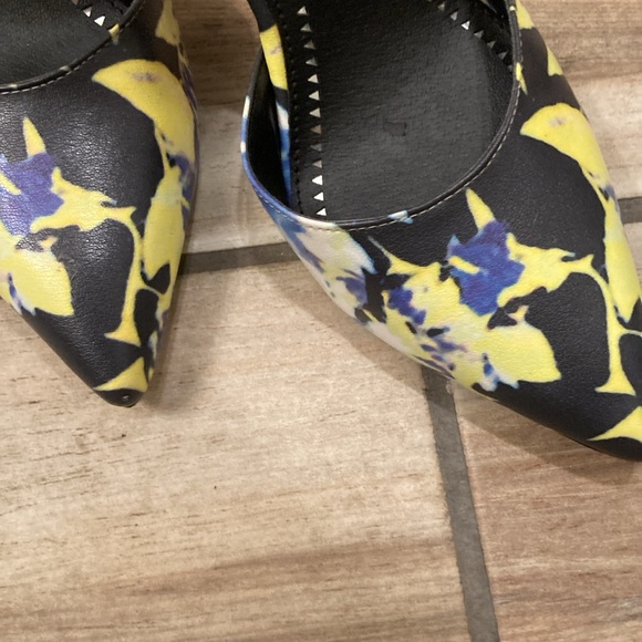 Circus NY by Sam Edelman Women's Maddy
Dress Pump Gently Used Worn inside - Picture 5 of 12